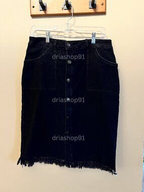 Luvamia Women's Casual Mid Rise Button Down Frayed Raw Hem Denim Jean Midi Skirt